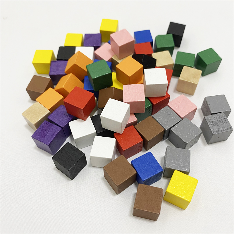 50 개/몫 10mm 다채로운 나무 주사위 큐브 체스  - Board Game Economy 리뷰 및 가격